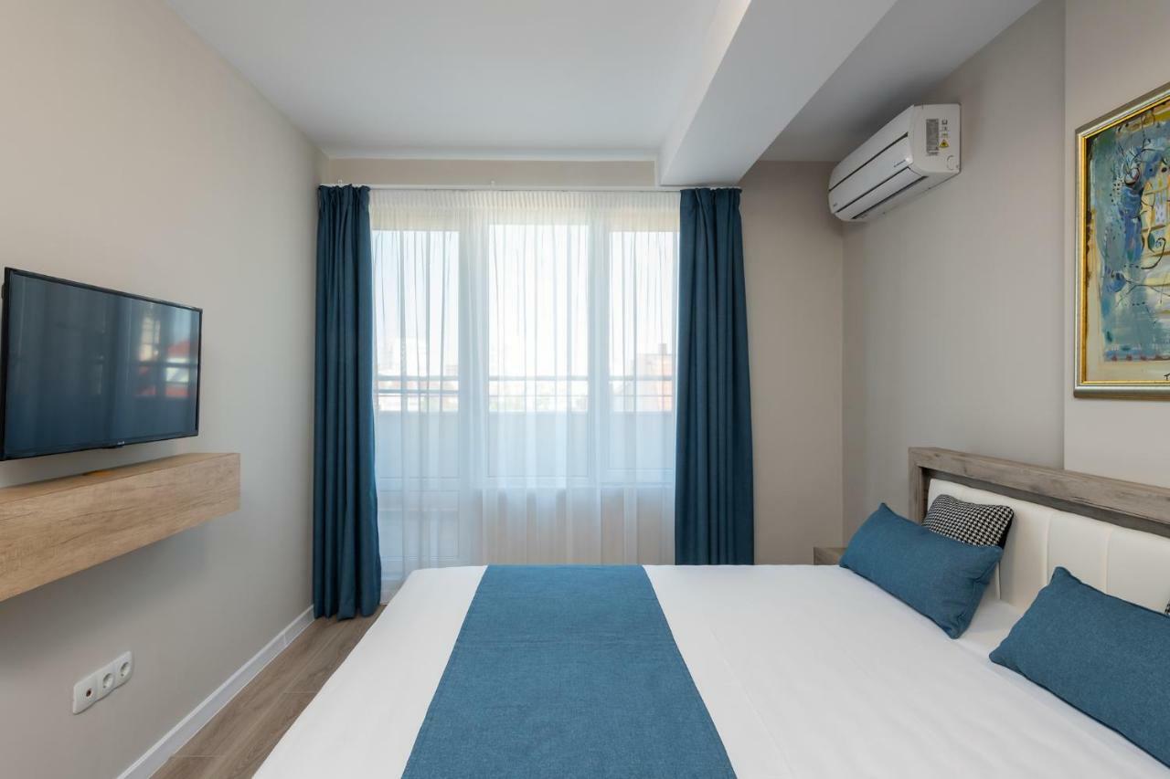 Sea Garden Panorama Apartment